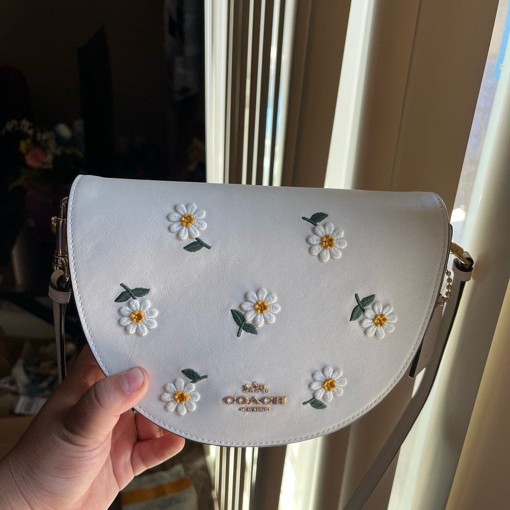 (SOLD) Coach Ellen with Daisy Embroidery